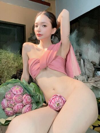 Full leaked Hakune cos private photo