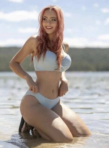 Full leaked Halcybella private photo