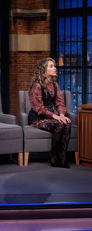 Haley Lu Richardson