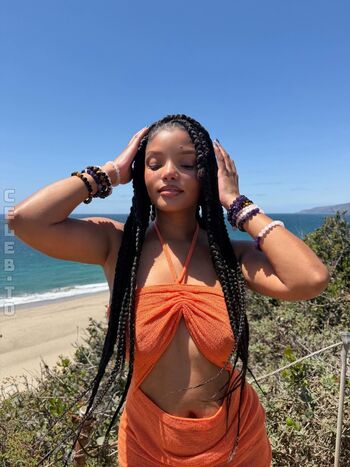 Full leaked Halle bailey private photo