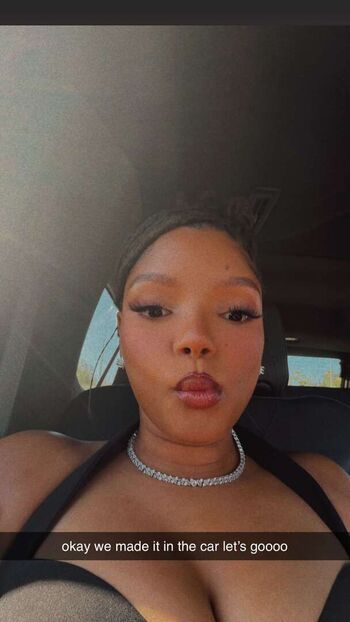 Full leaked Halle bailey private photo