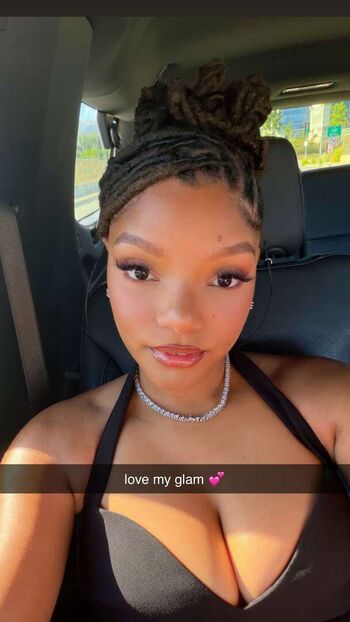 Full leaked Halle bailey private photo
