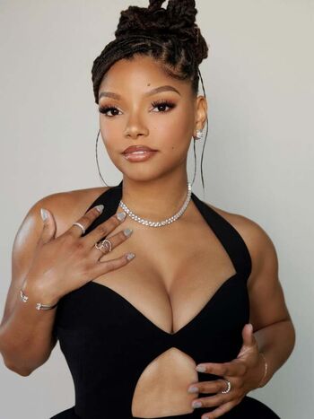 Full leaked Halle bailey private photo