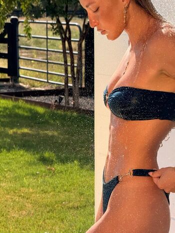 Full leaked Halle cooley private photo