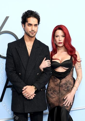 Full leaked Halsey private photo