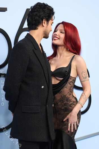 Full leaked Halsey private photo