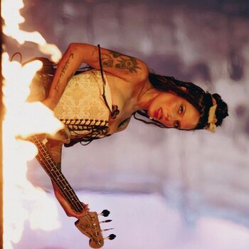 Full leaked Halsey page private photo