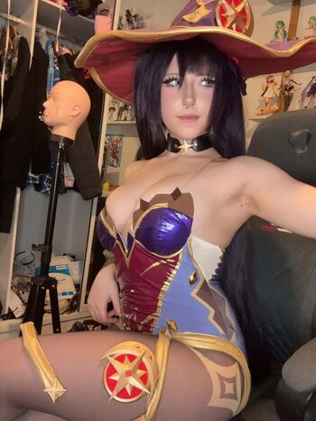 Full leaked Hamukko private photo