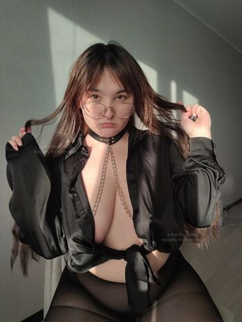 Full leaked Hanakoji private photo