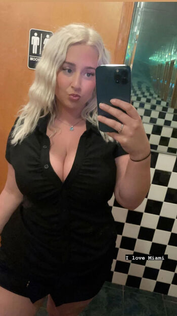 Full leaked Hannah b private photo