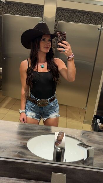 Full leaked Hannah barron page private photo