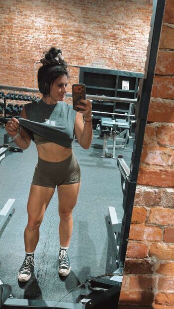 Hannah Barron