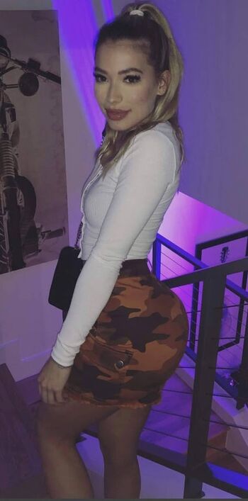 Full leaked Hannah bennett private photo