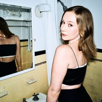 Hannah Einbinder