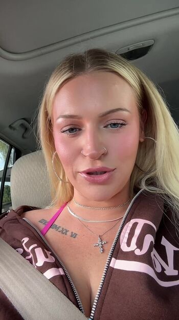 Full leaked Hannah grace private photo