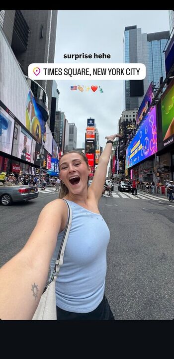 Full leaked Hannah lowther private photo