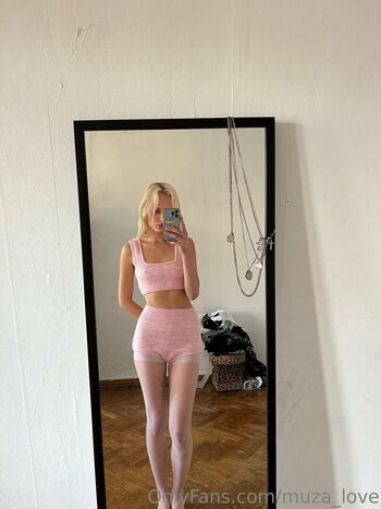 Full leaked Hannah ray private photo