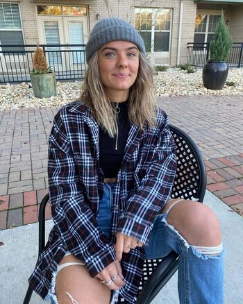 Hannah Schlenker