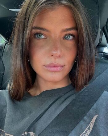 Hannah Schlenker