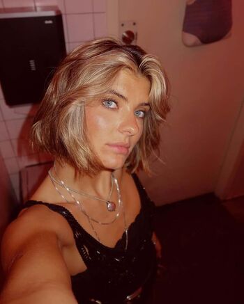 Hannah Schlenker