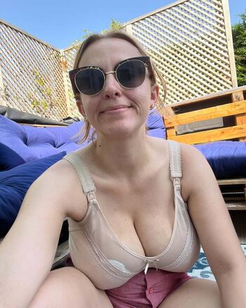 Hannah Witton