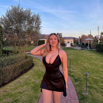 Full leaked Hannahhitchner private photo