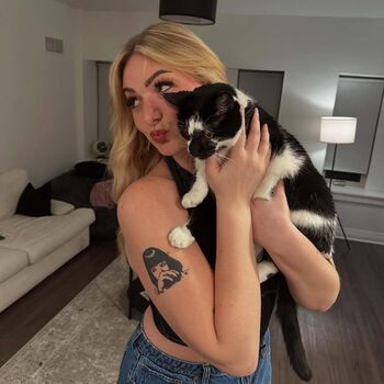 Full leaked Hannahskyemeyer private photo