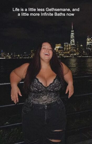 Full leaked Hannsies private photo