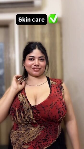Full leaked Hanswahini page private photo