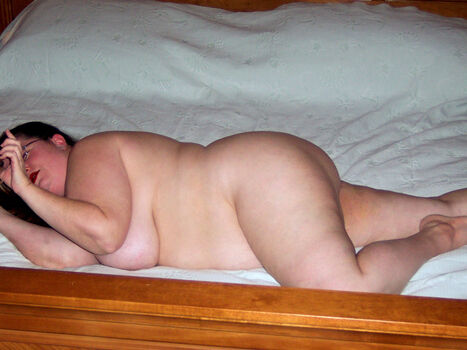 Full leaked Happybiggirl private photo