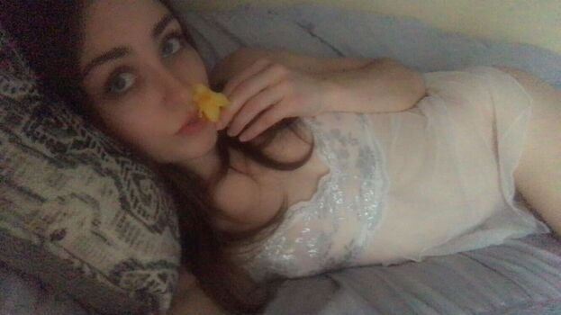 Full leaked Happysadflower private photo