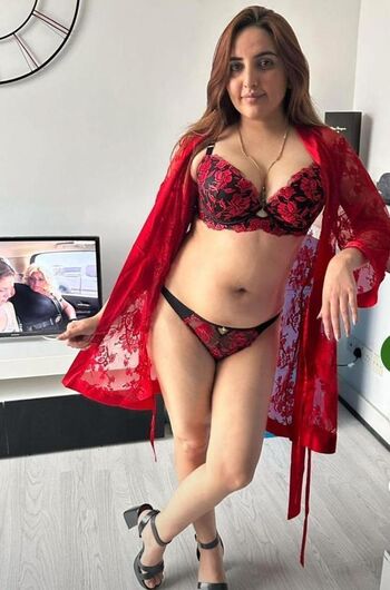 Full leaked Hareem shah private photo