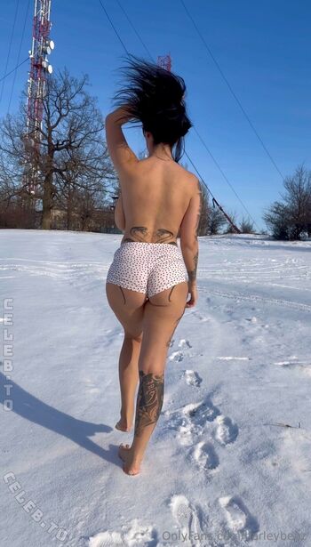 Full leaked Harleybenz page private photo