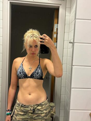 Full leaked Harmony cavelle private photo