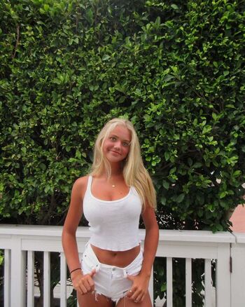 Full leaked Harper eaton private photo