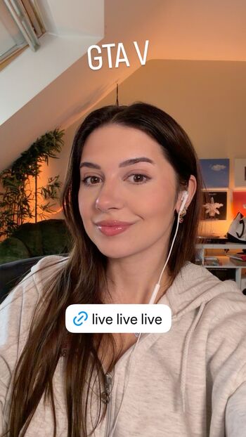 Full leaked Harrie silver private photo