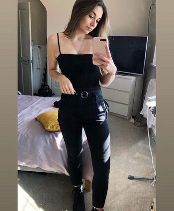 Full leaked Harrie silver private photo