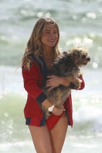 Hassie Harrison