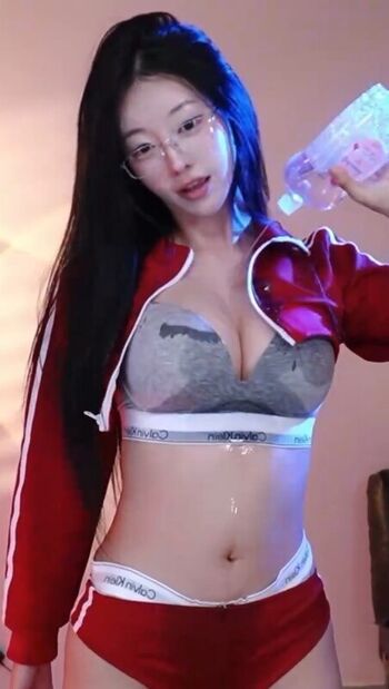 Full leaked Haxxnini page private photo