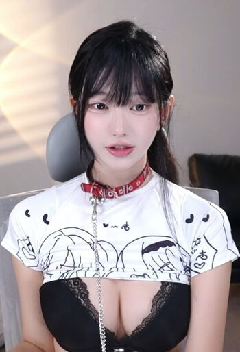 Full leaked Haxxnini page private photo