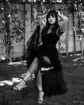 Full leaked Hayley orrantia private photo