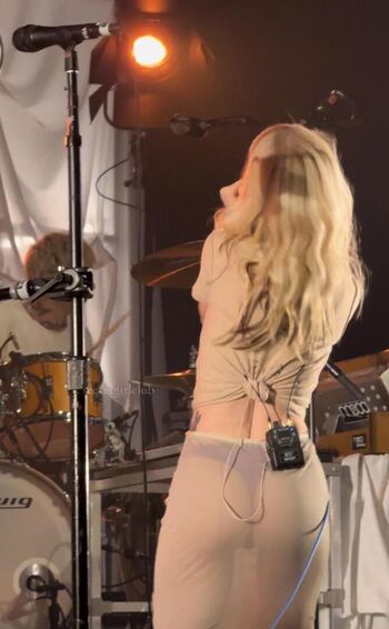 Full leaked Hayley williams page private photo