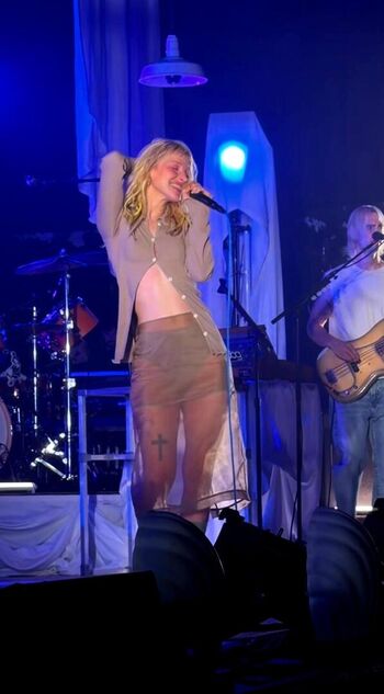 Full leaked Hayley williams page private photo