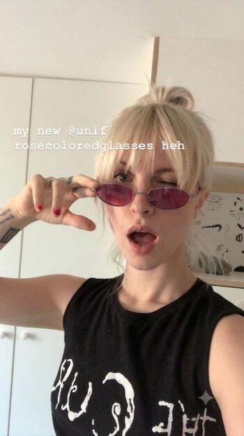 Full leaked Hayley williams page private photo