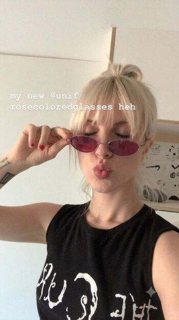 Full leaked Hayley williams page private photo