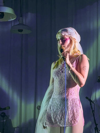Full leaked Hayley williams page private photo