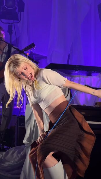 Full leaked Hayley williams private photo