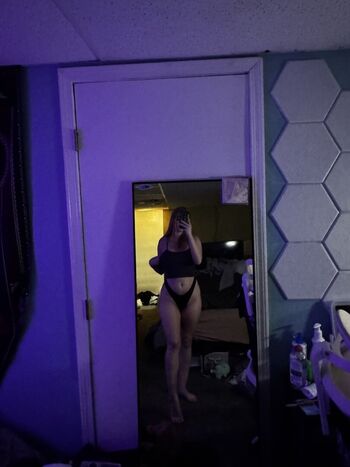 Full leaked Haymartinn private photo