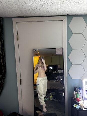 Full leaked Haymartinn private photo