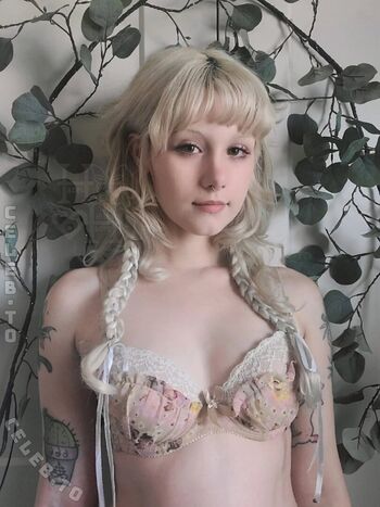 Full leaked Hazel hellebore private photo